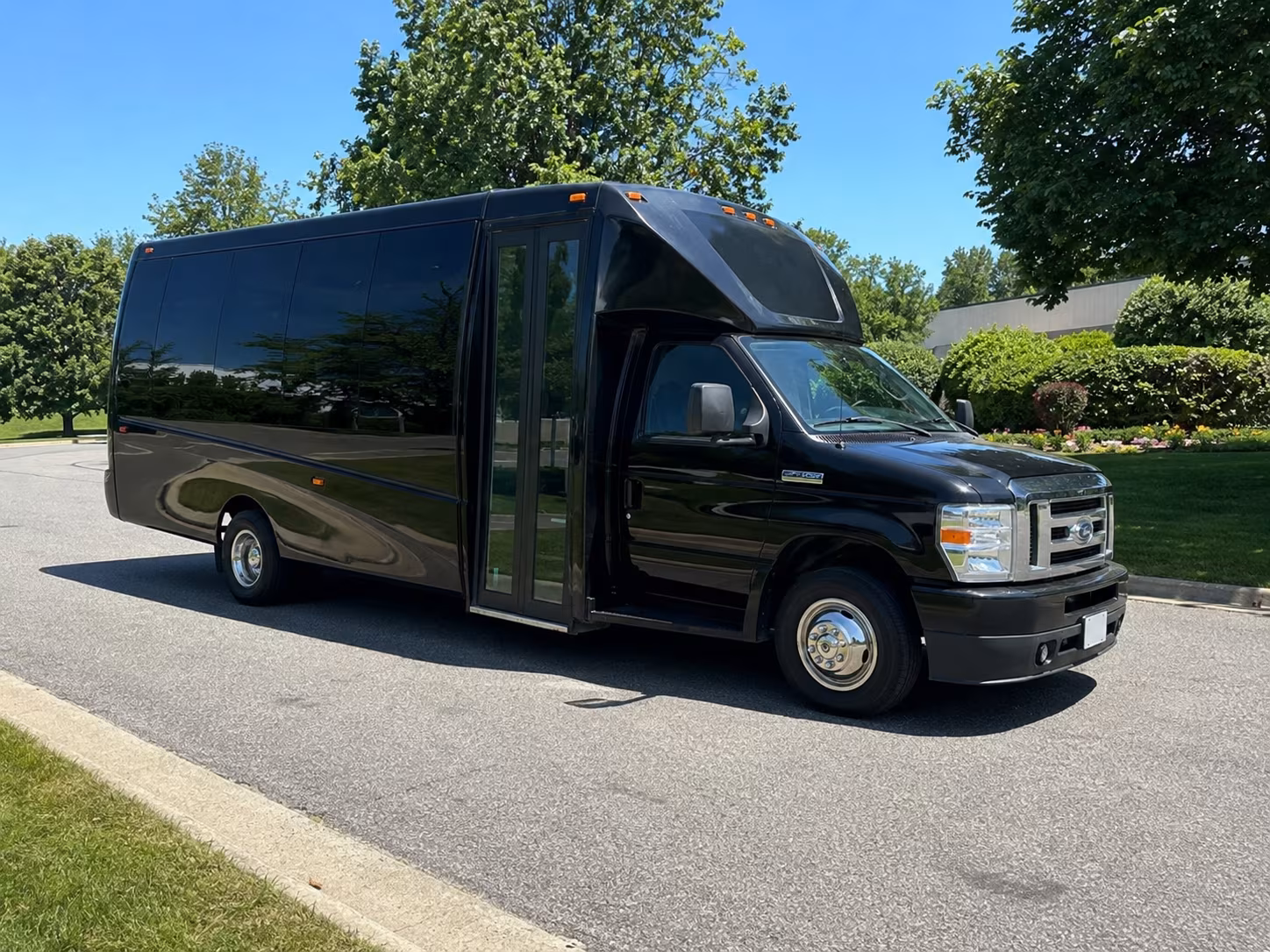 Colorado Springs Birthday, Sweet 16, & Quinceañera Party Bus Rentals